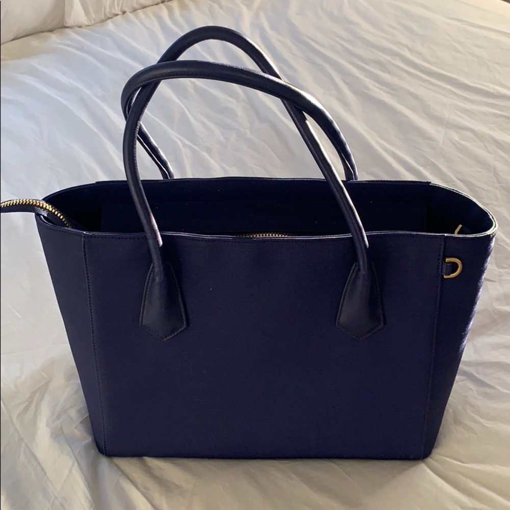 Dragnet Dover- classic tote